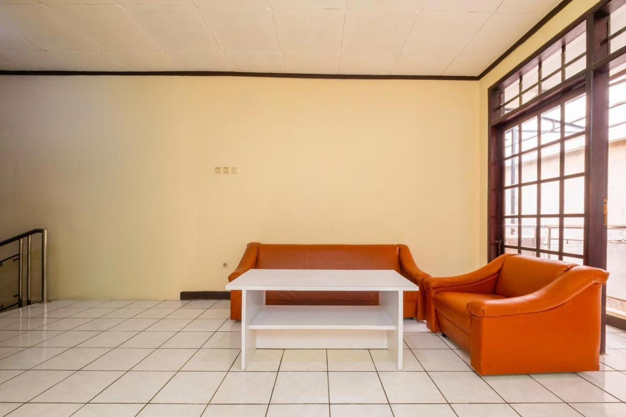 Super Oyo 2672 Bee M Syariah Hotel Bandung Exterior photo